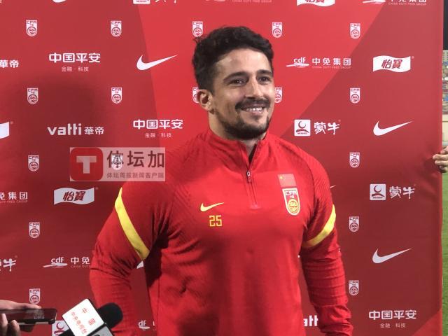 kaiyv体育官网-洛国富：李铁是我的兄弟 希望踢80分钟为梦想而战